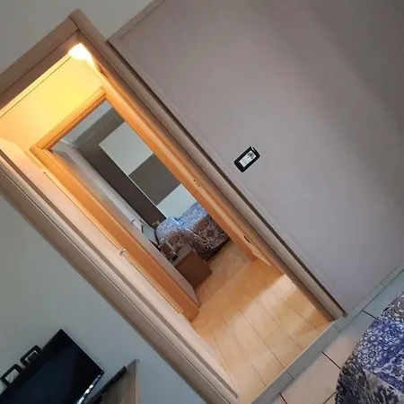 Della Luna Rossa Kro *